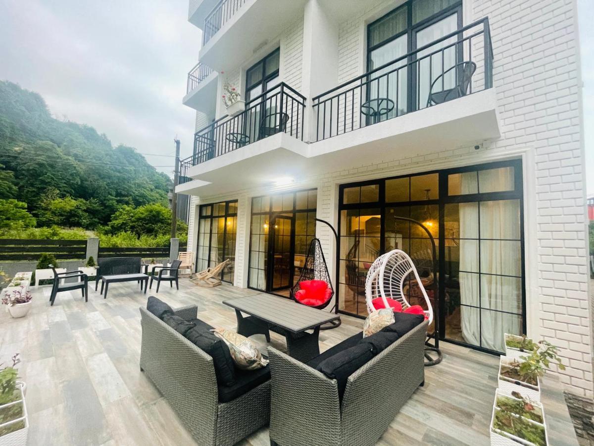 Villa Flora Gonio Exterior photo